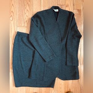 St. John Sportswear Blazer Suit With Skirt Size Small, Dk Gray Vintage EUC